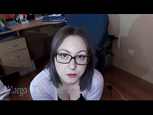 ❤️ Kynþokkafull stelpa með gleraugu sýgur dildó djúpt á myndavélinni ️❌ Klámmyndband á is.kanalmoscow.ru ️❤